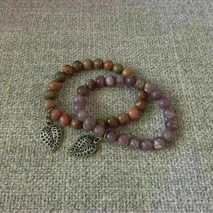 No Brand | 2x stone bracelets with leaf charm